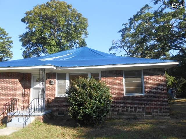 2nd image of 1019 Sycamore Ave