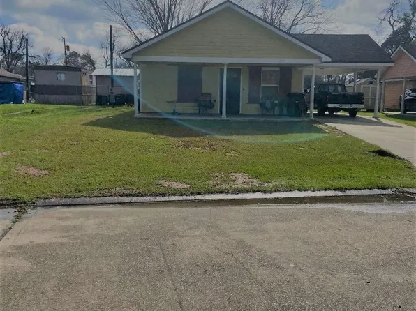 719 Courrege St, New Iberia, LA 70560