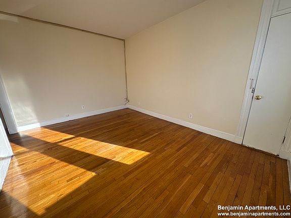 2nd image of 127-131 Washington St #26
