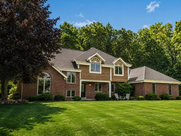 S67W20071 Benjamin COURT, Muskego, WI 53150