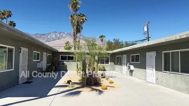 2 bed, 1.0 bath, $1,550 — Photo 2