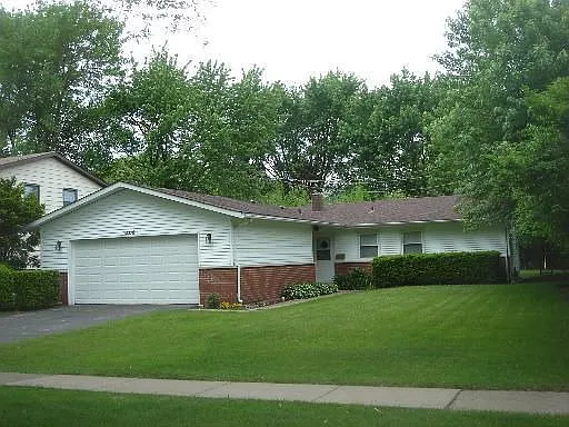 1406 S Circle Dr photo 1