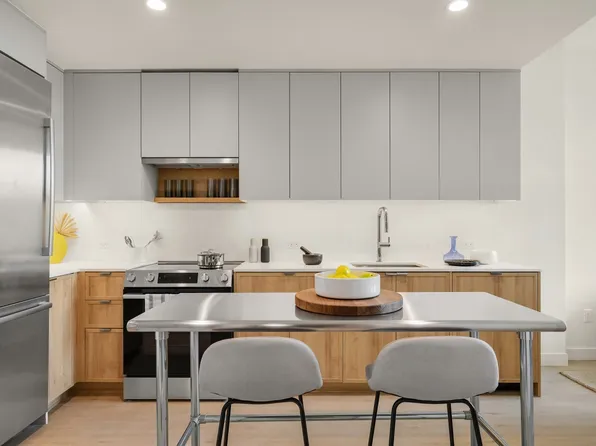 1975 Madison Avenue 610 image 3 of 20