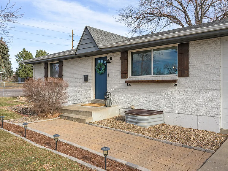 Oakwood St — Photo 30