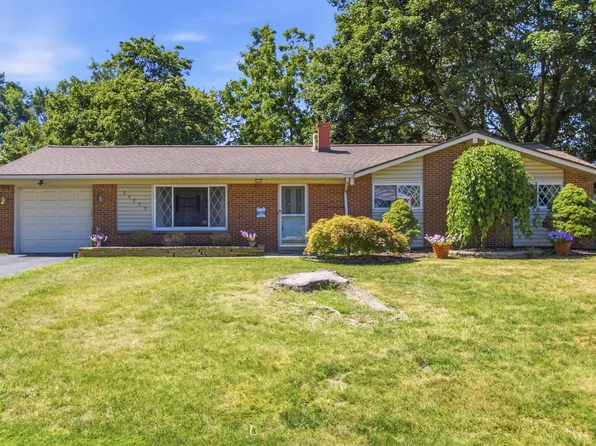 24029 Ripple Crk, Novi, MI 48375