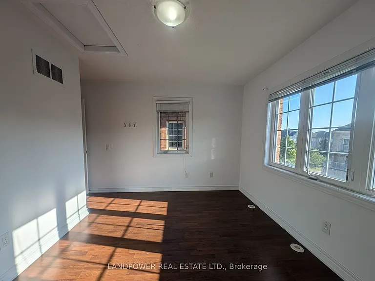 9872 McCowan Rd — Photo 13