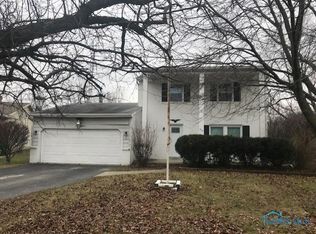 518 Indian Ridge Trl, Rossford, OH 43460