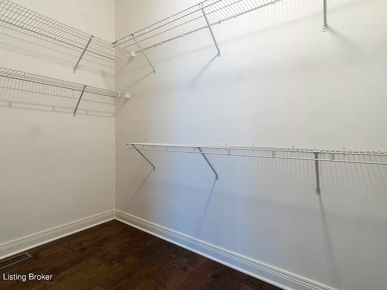9506 Gerardia Ln — Photo 25