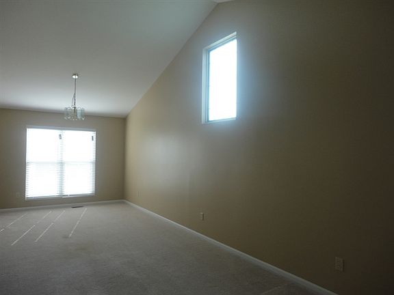 3rd image of 7938 Wakeshire Dr