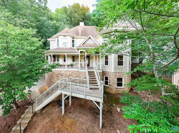 1315 Joshua Dr SE, Huntsville, AL 35803