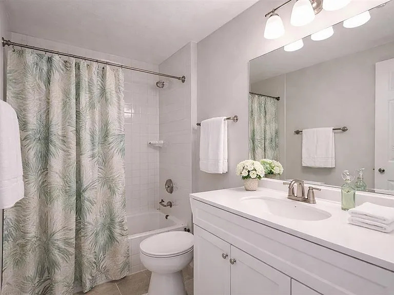 501 S Magnolia Ave #4 — Photo 4