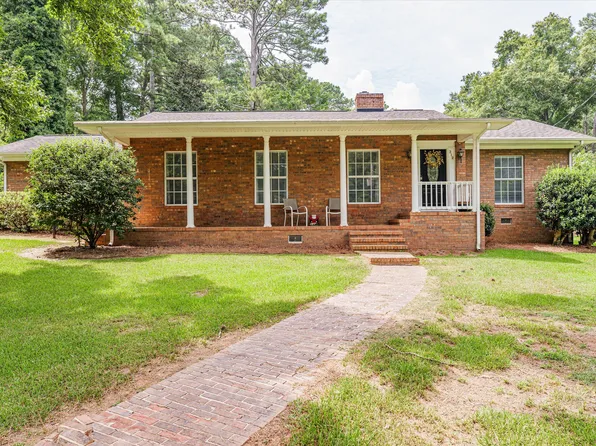 212 SUNSET DR., Washington, GA 30673