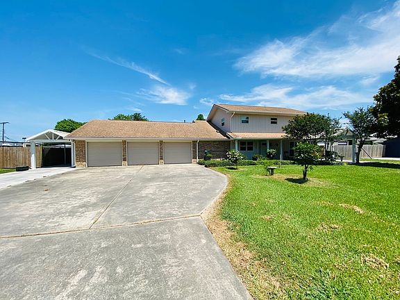 2nd image of 2044 Llano St