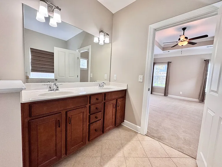 8412 Danbrook Dr — Photo 12