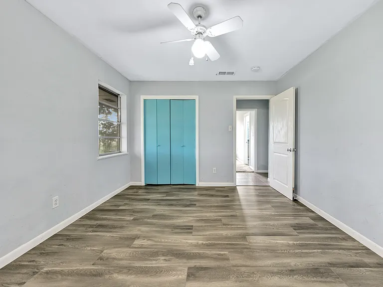 9209 FM 1570 N — Photo 10