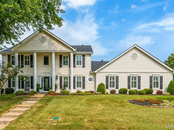 1199 Whitmoor Dr, Weldon Spring, MO 63304