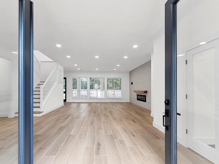 30 E Wedgemere Cir — Photo 3
