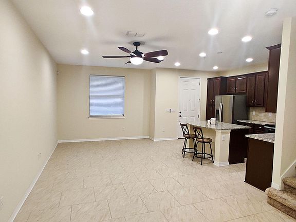 5th image of 14440 Swanley St