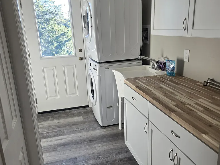 102 Leetwood Ave — Photo 15