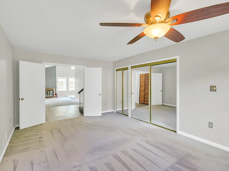 20 Running Brook Ln — Photo 8