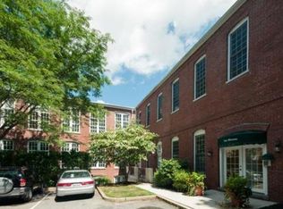 53 Warren St APT 322, Newburyport, MA 01950