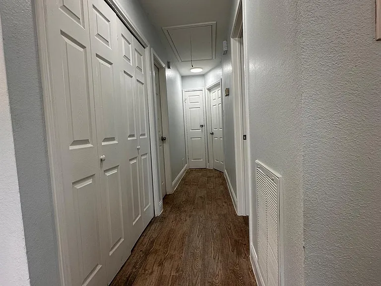 Dalewood Ln — Photo 26