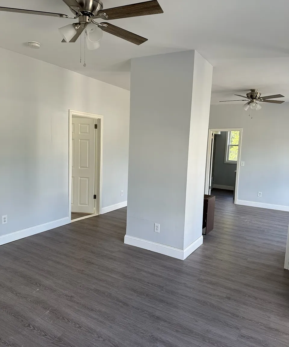 3 bed, $2,100 — Photo 1