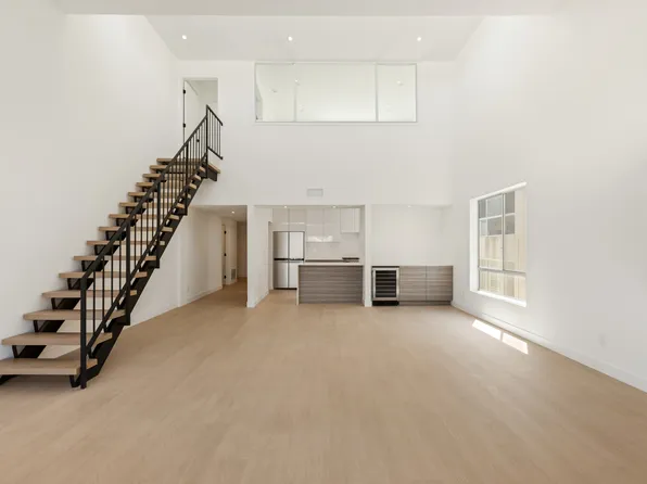 (undisclosed Address), Los Angeles, CA 90024