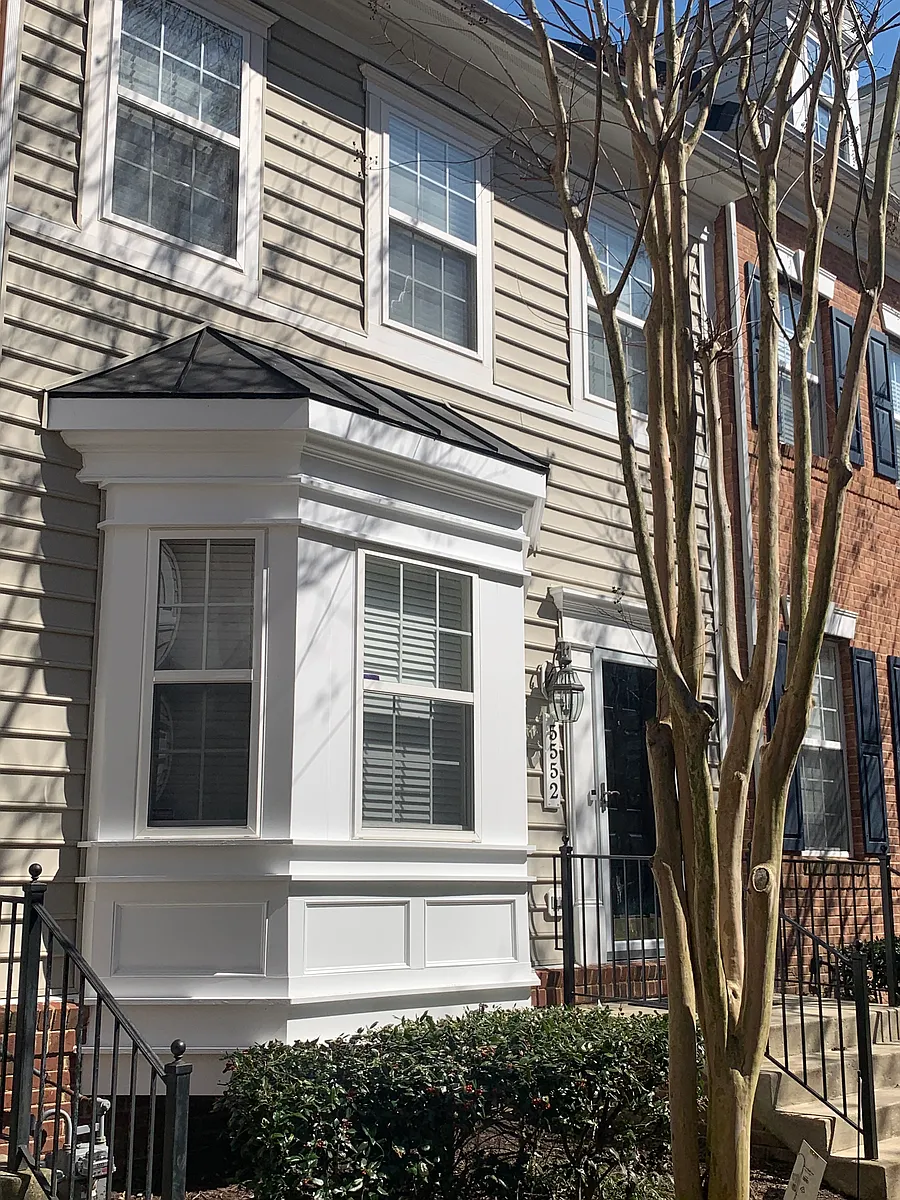 Side view - 5552 Lanier Ave