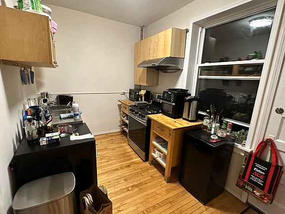 3rd image of 1463 E 56th St #1E