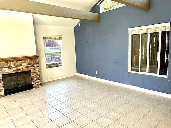 5th image of 2982 Crooked Creek Dr