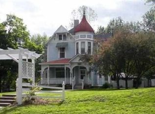101 Iowa Ave APT 1, Holton, KS 66436