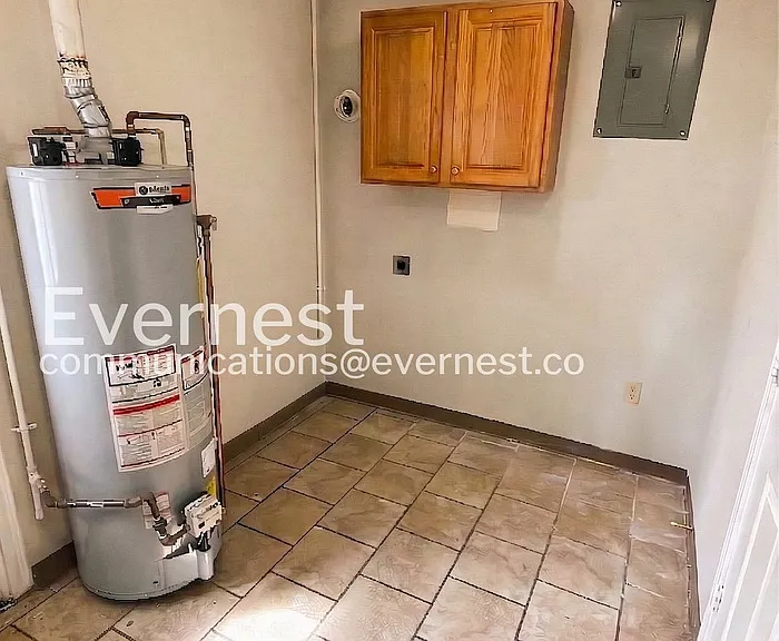9717 Dennis Dr — Photo 15