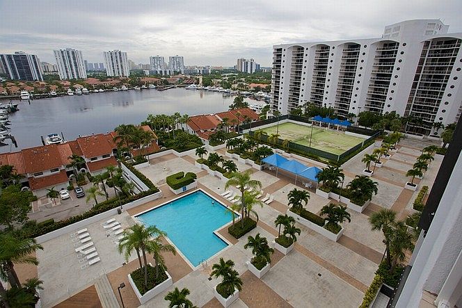 1st image of 3610 Yacht Club Dr APT 408