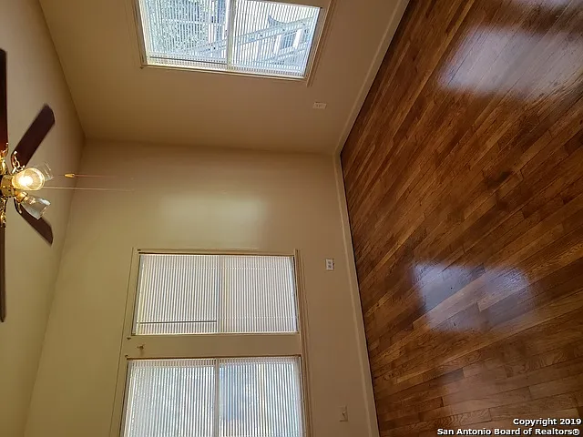 405 N Park Blvd — Photo 4