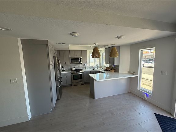 5th image of 1237 W Balboa Blvd #A