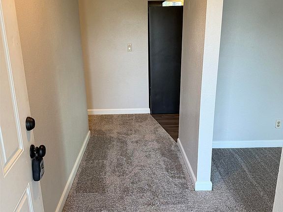 4th image of 2368 Aldine Ct NE