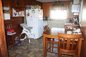 5th image of 172 McCauley Ave