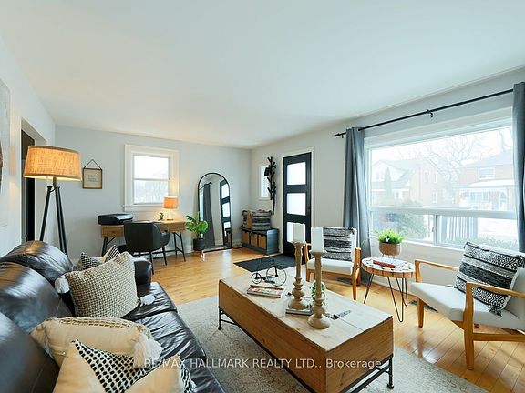 4th image of 28 Lynn Rd