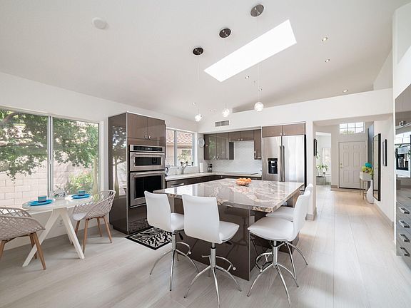 Kitchen 3