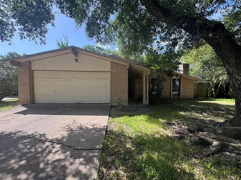 3807 Cypressdale Dr — Photo 1