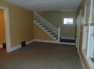 936 N 8th St, Manitowoc, WI 54220