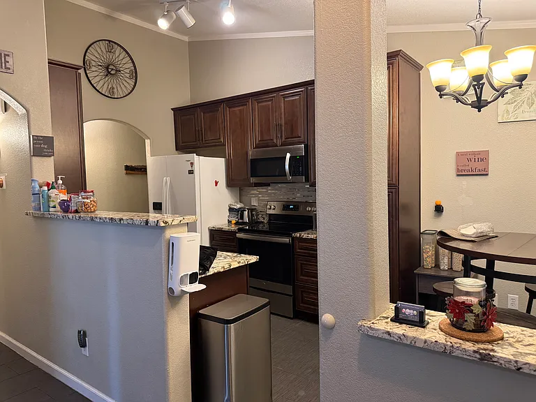 2058 S Voyager Dr — Photo 10