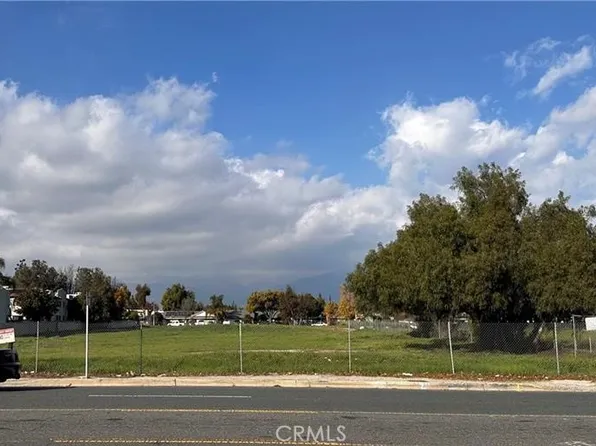 1373 E Holt Blvd #33, Ontario, CA 91761