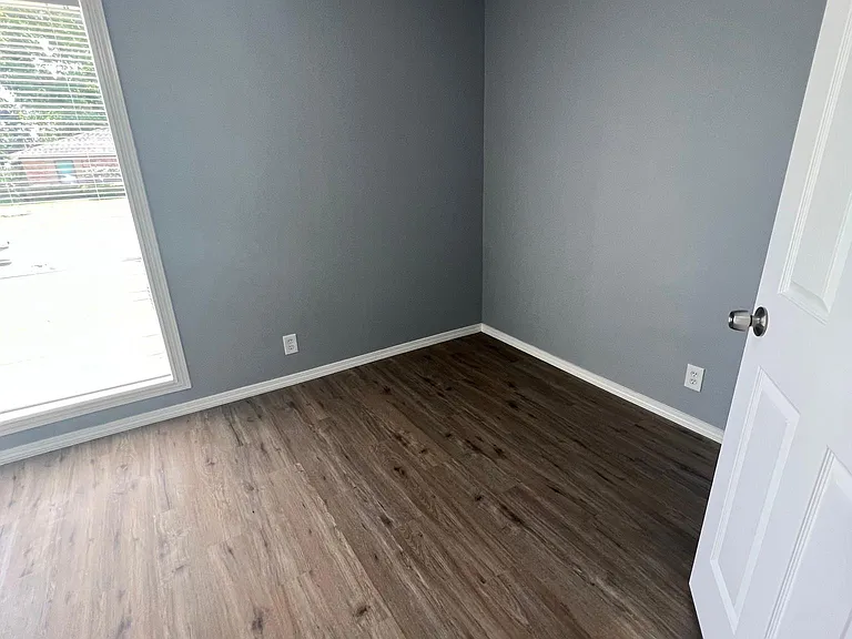 525 E Caney St #B — Photo 28