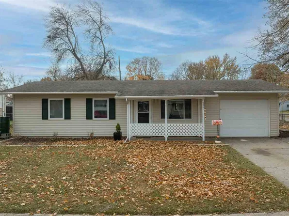 2201 California Ave, Iowa City, IA 52240
