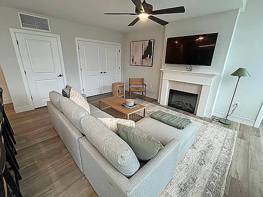2nd image of 24 S Portland Ave #2