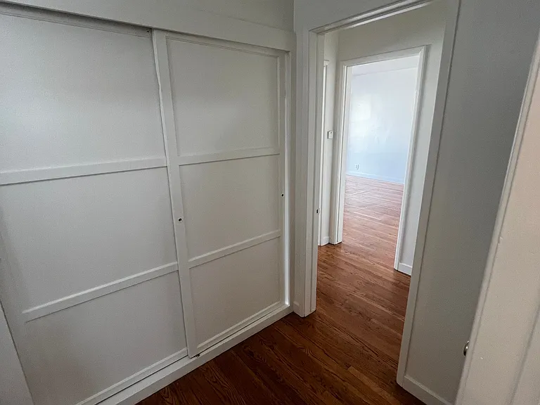 1917 Pine Ave #8 — Photo 8