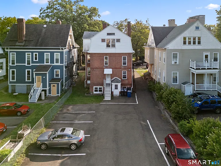 251 Lawrence St #LL — Photo 13