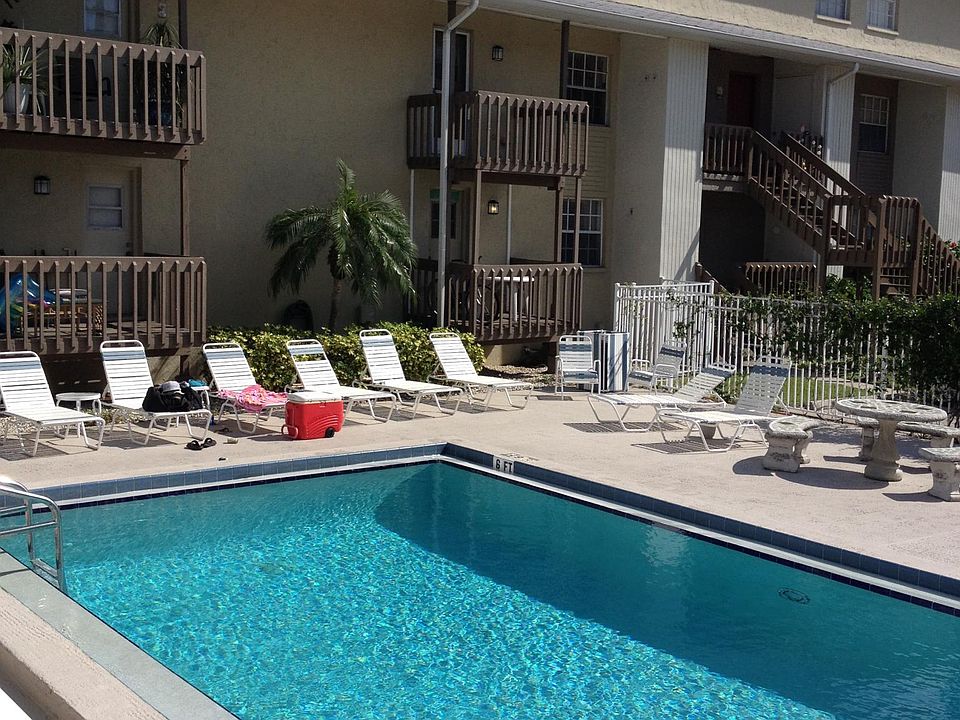 1st image of 4884 W Gandy Blvd
